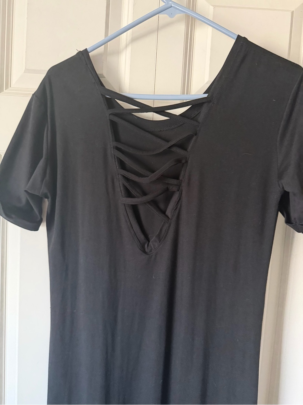 Black Crisscross Back Short Sleeve Dress